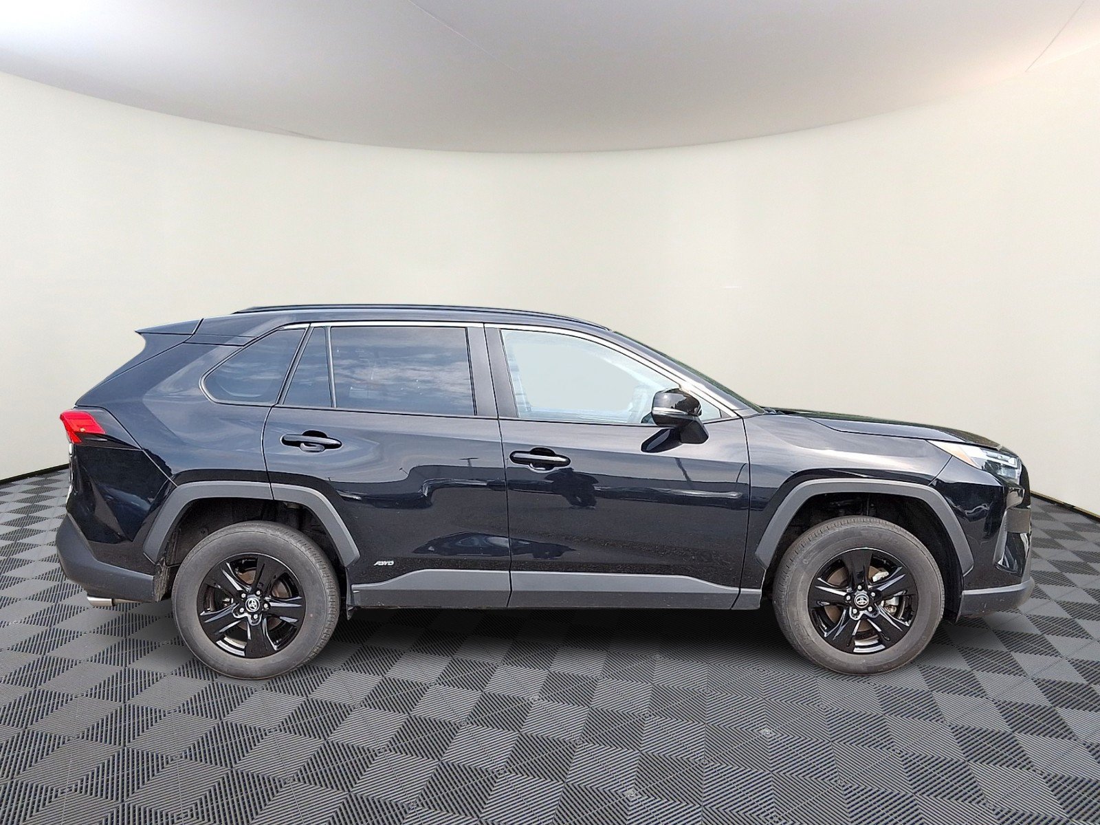 Used 2025 Midnight Black Metallic   218 Toyota Hybrid XLE image 6