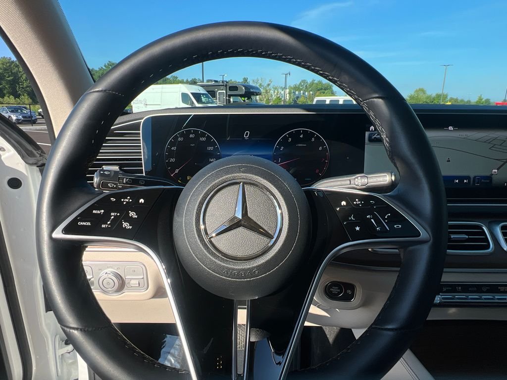 Certified Used 2025 White Mercedes-Benz GLE 350 image 18