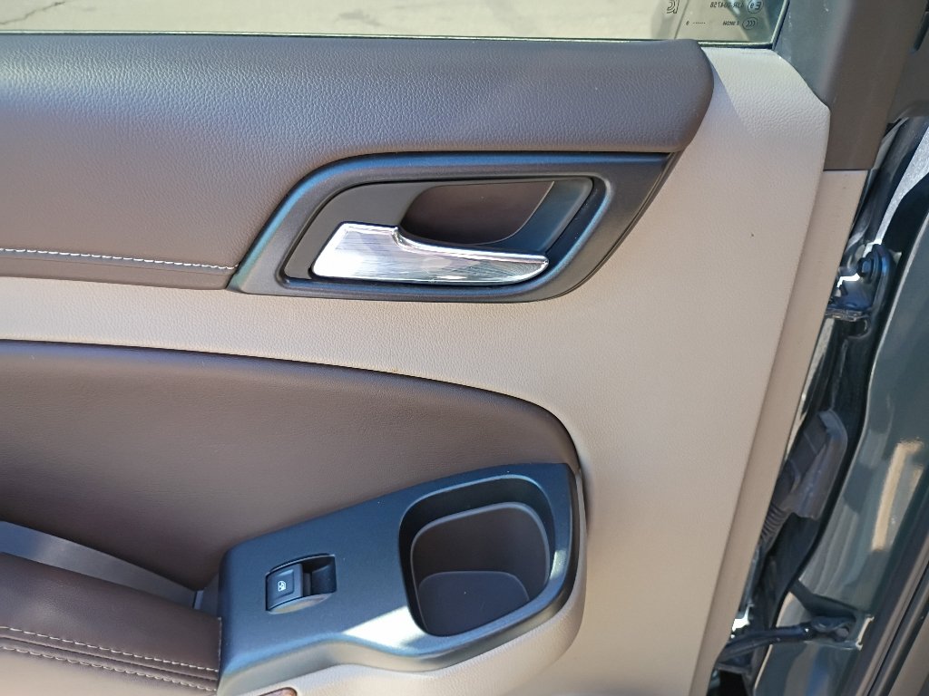 Used 2019 Shadow Gray Metallic Chevrolet Premier image 20