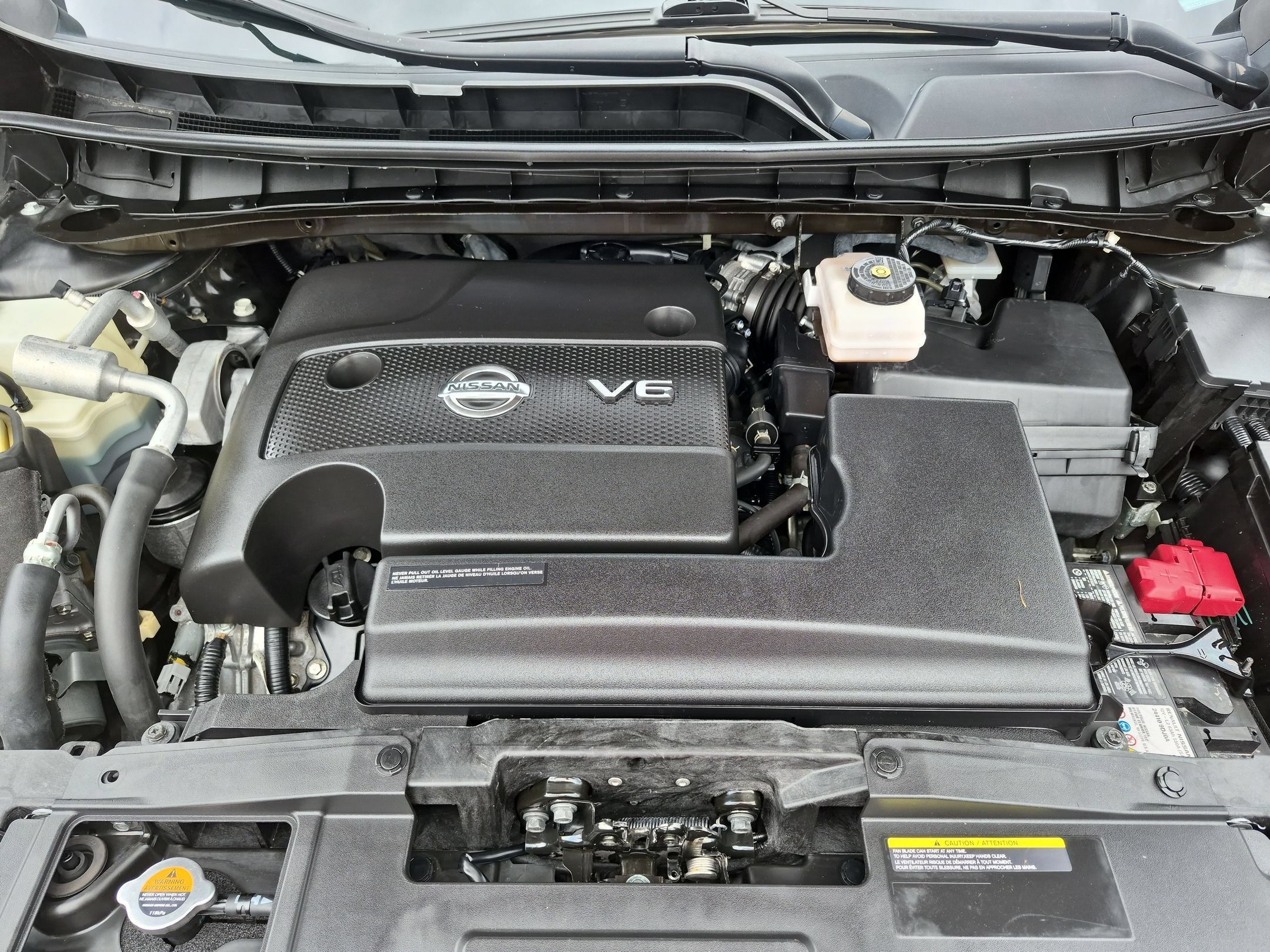 Used 2020 Super Black Metallic Nissan SL AWD image 34