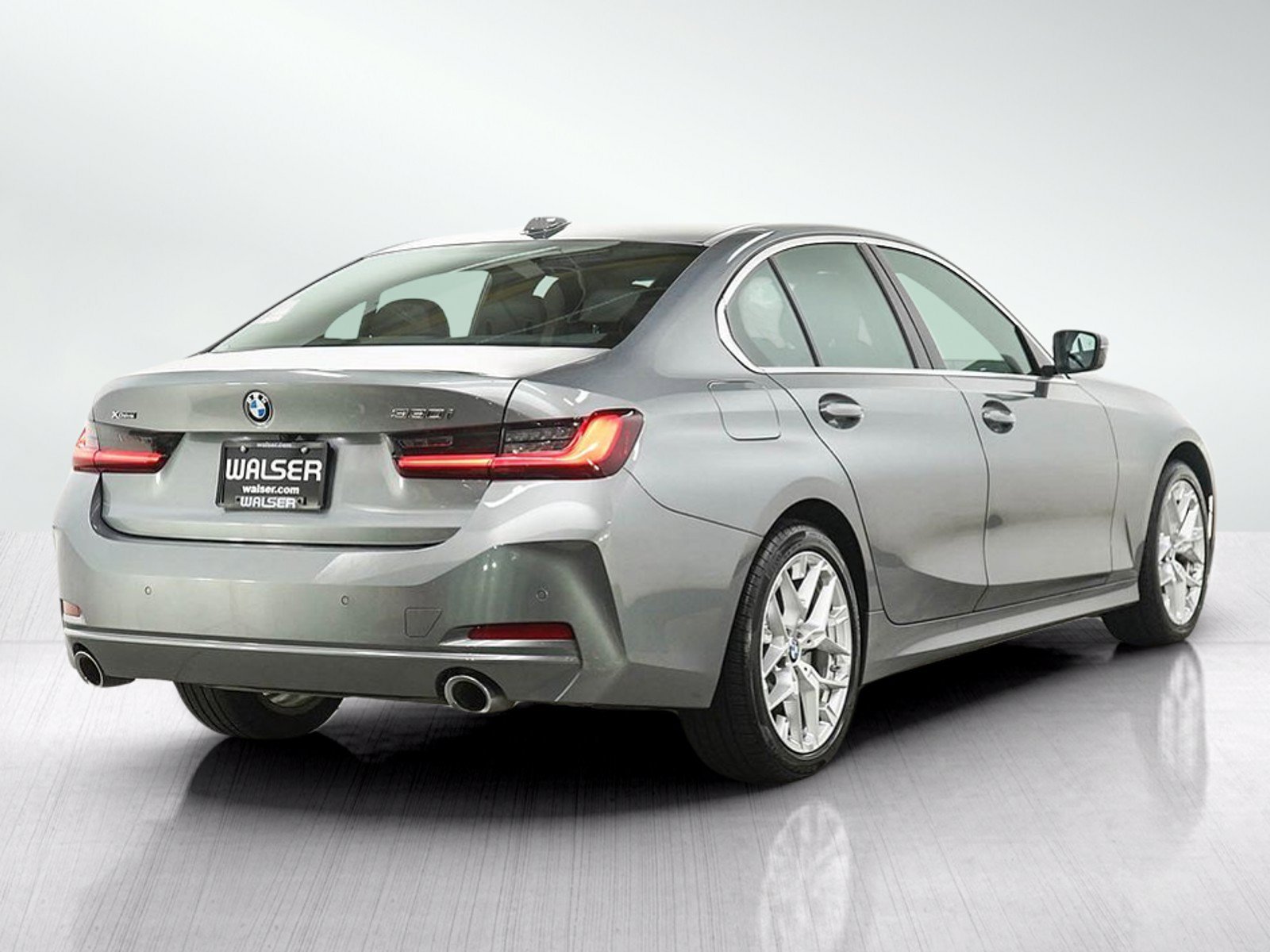 Used 2026 Skyscraper Grey Metallic BMW 330i xDrive image 6