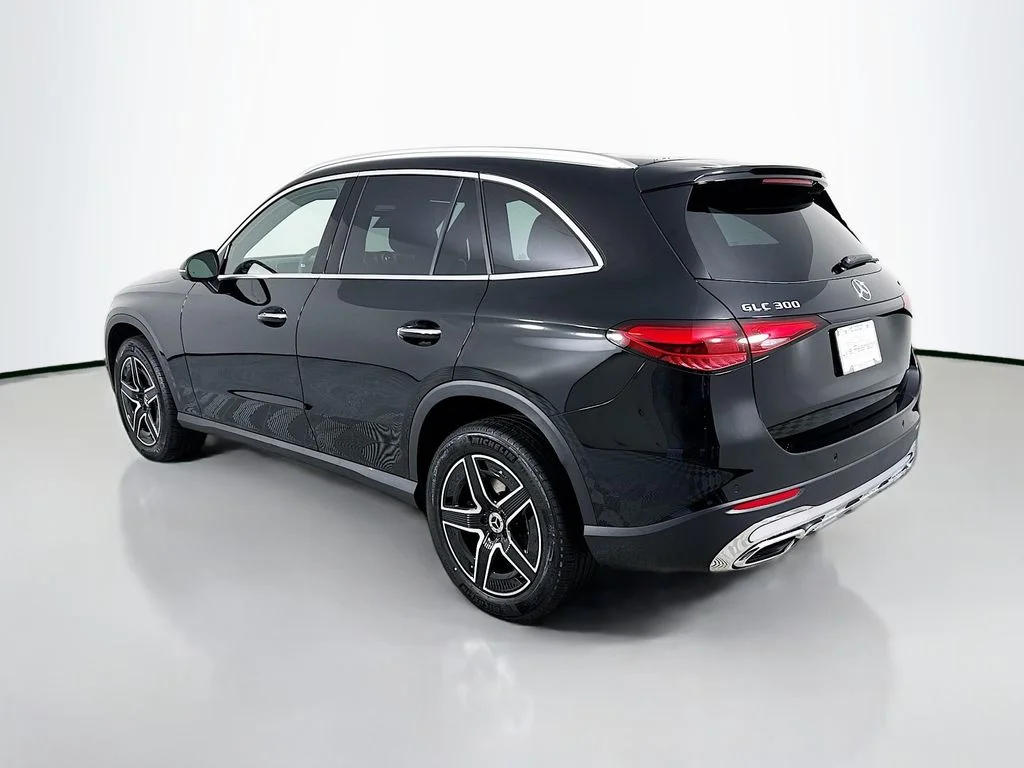 New 2026 Black Mercedes-Benz GLC 300 image 3