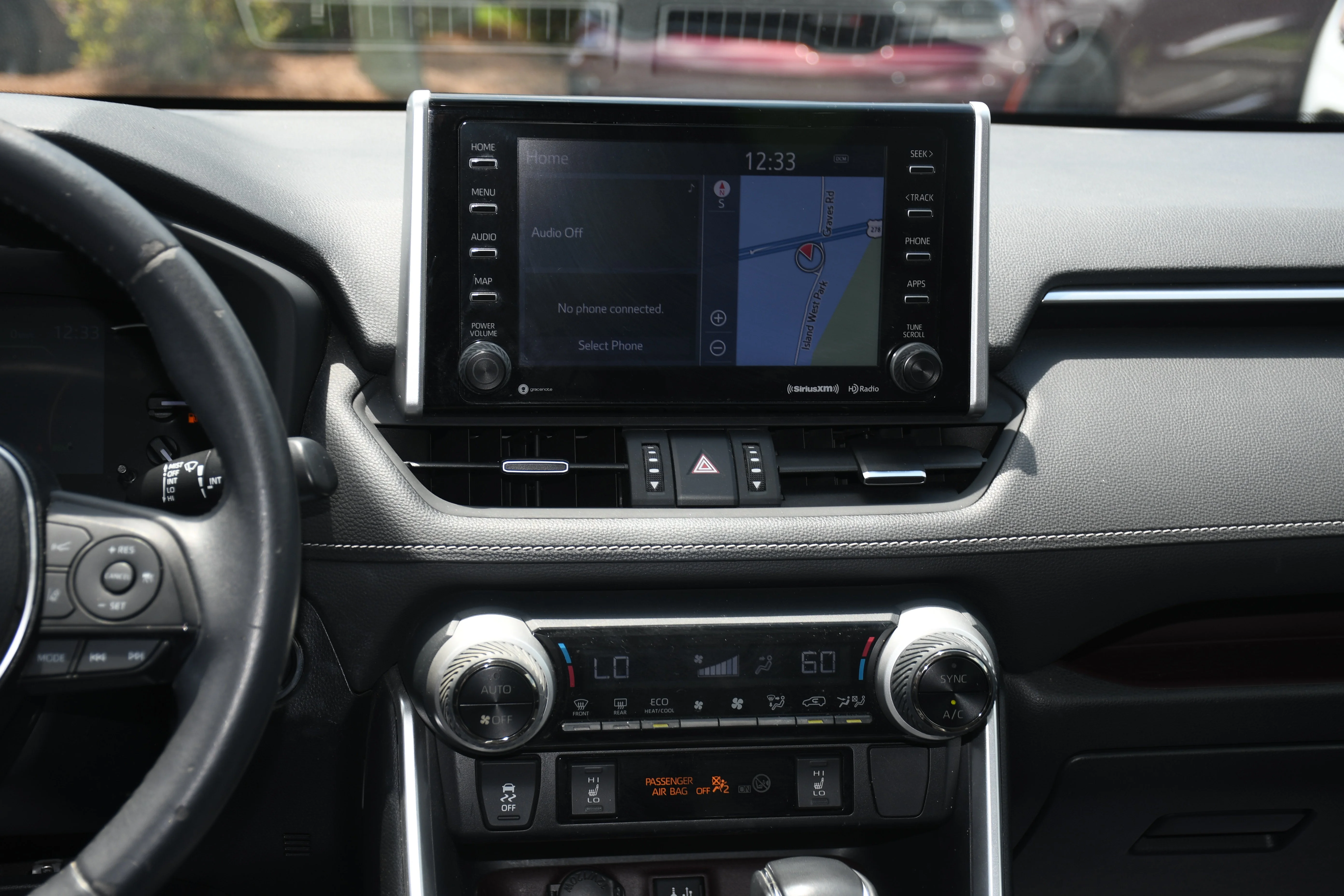 Used 2019  Toyota Limited image 18