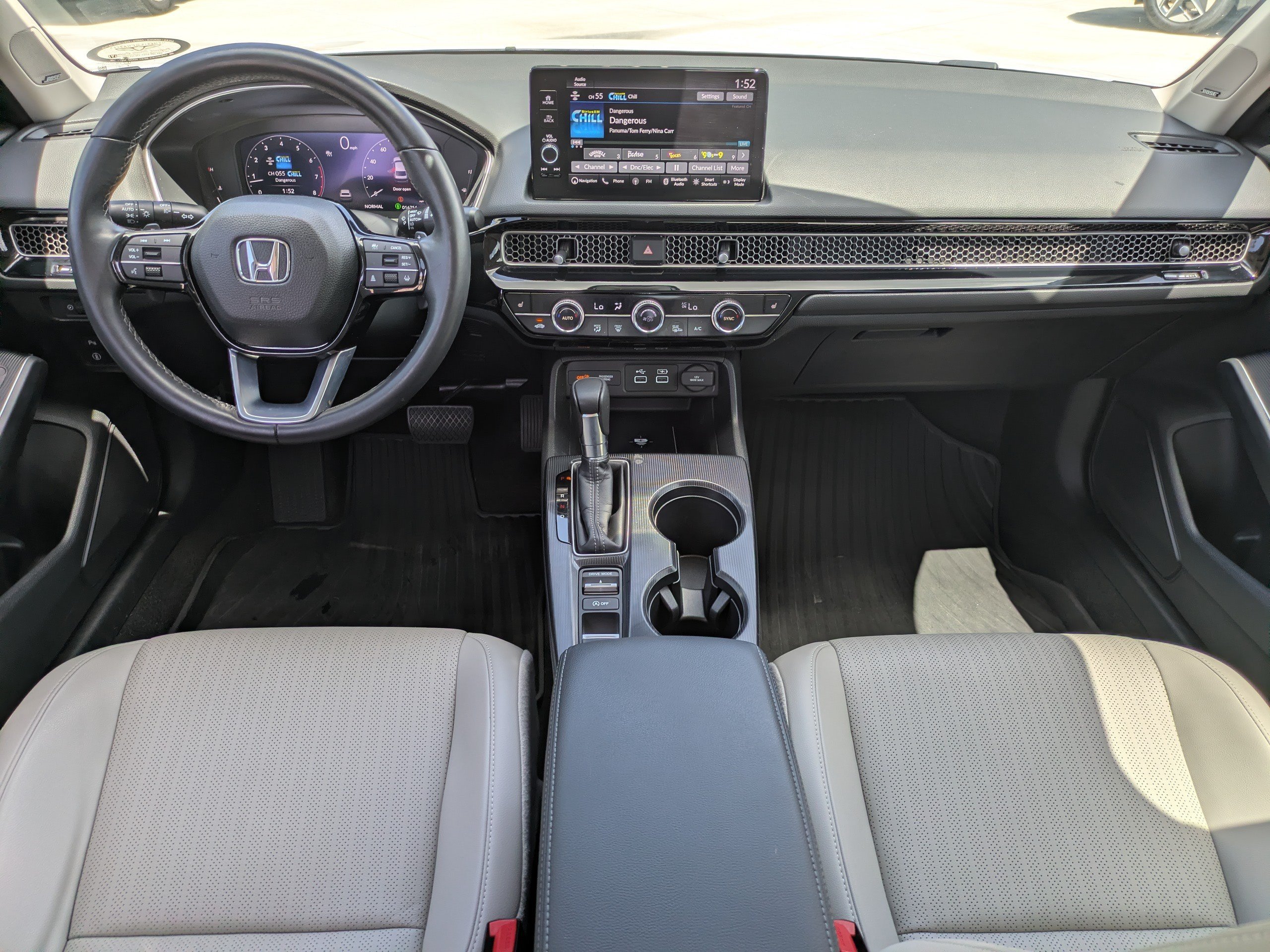 2023 Honda Civic Touring - Photo 13