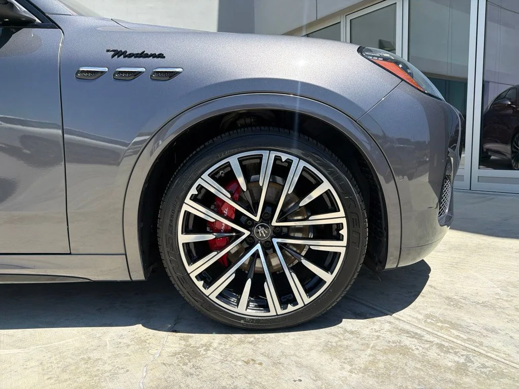 Certified Used 2023 Grigio Lava Metallic Maserati Modena image 10
