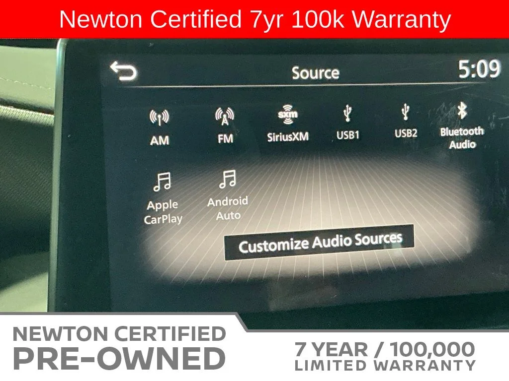 Certified Used 2025 Mineral Black INFINITI LUXE image 33