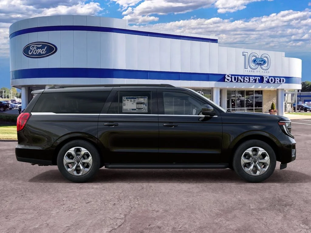 New 2027 Agate Black Metallic Ford Active™ image 5