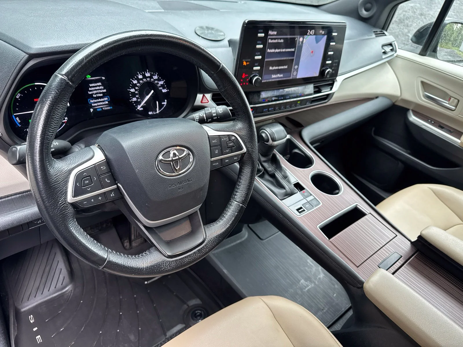 Used 2021 Midnight Black Metallic Toyota XLE image 32
