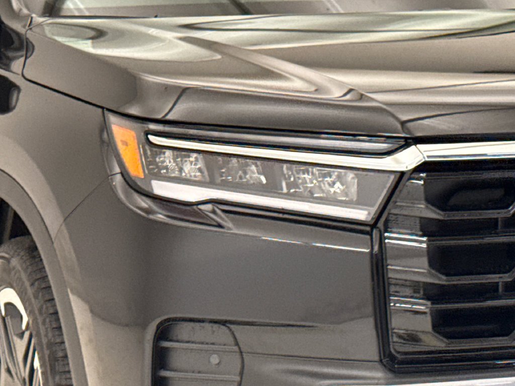 New 2026 Crystal Black Pearl Honda TRG image 5