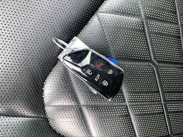 Used 2024 Silver Volkswagen 2.0T SEL Premium R-Line image 11