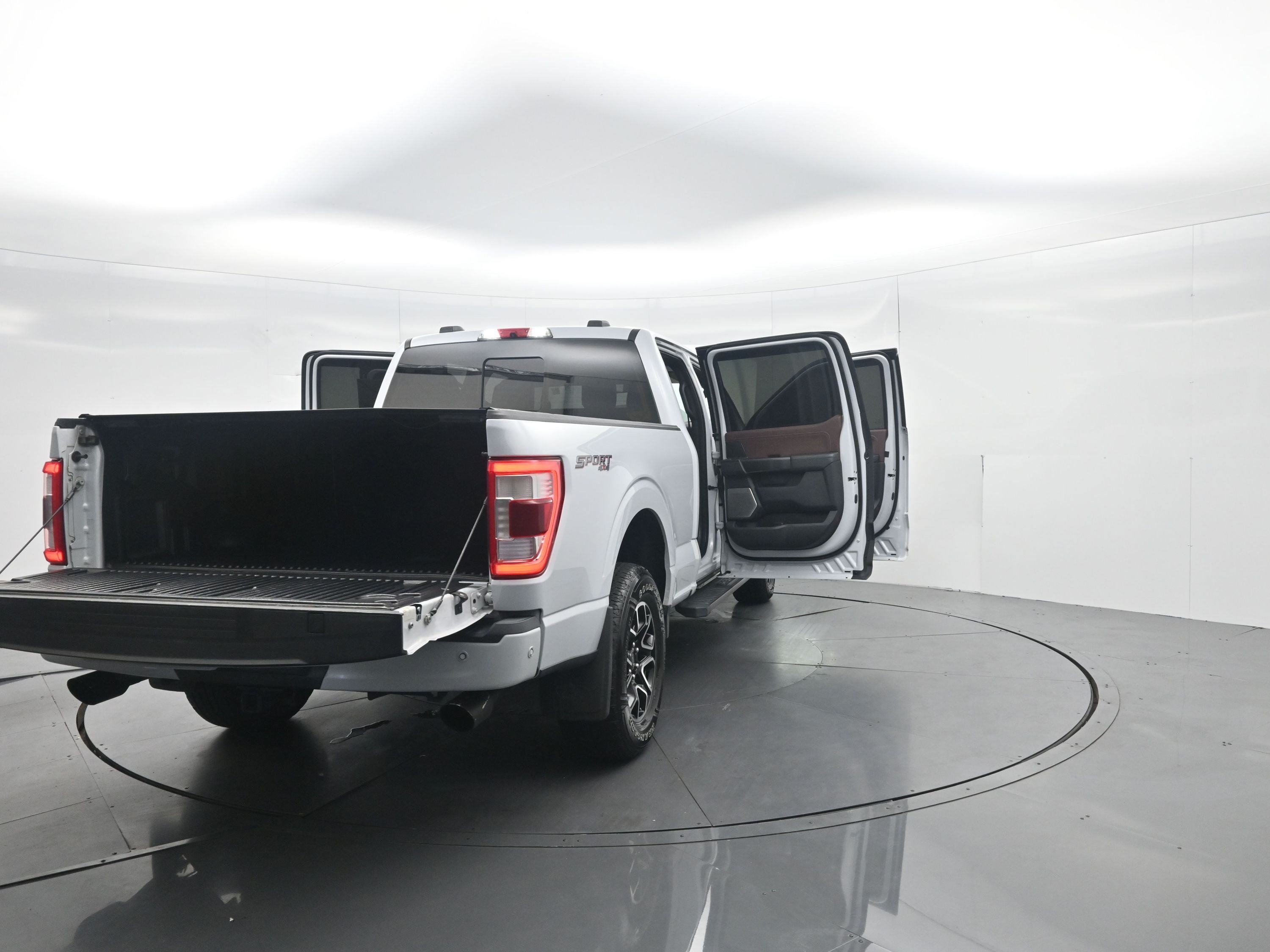 Certified Used 2021 White Metallic Ford LARIAT image 52