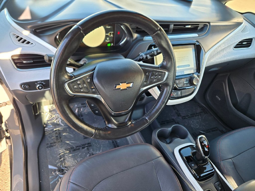 Used 2020 Gray Chevrolet Premier image 6