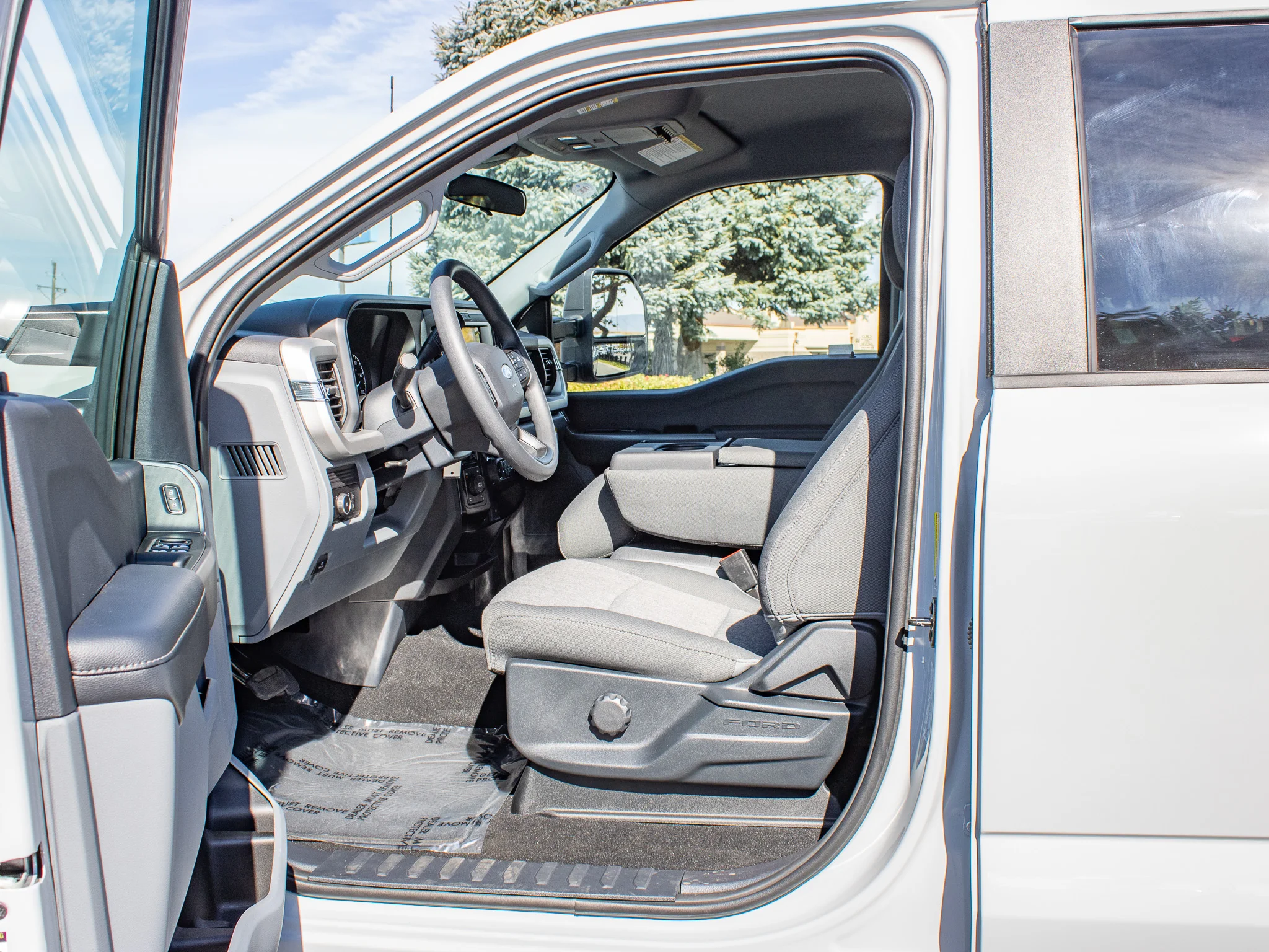 New 2026 Avalanche Ford F-350® XL image 25
