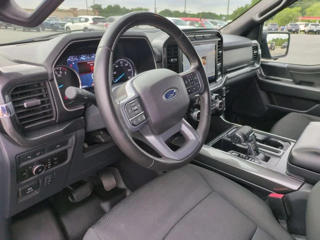 Used 2023 Black Ford XLT image 15