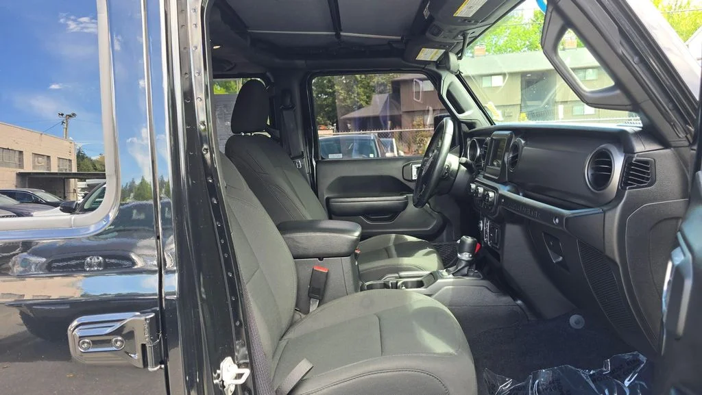 Used 2022 Black Clearcoat Jeep Unlimited Willys image 10