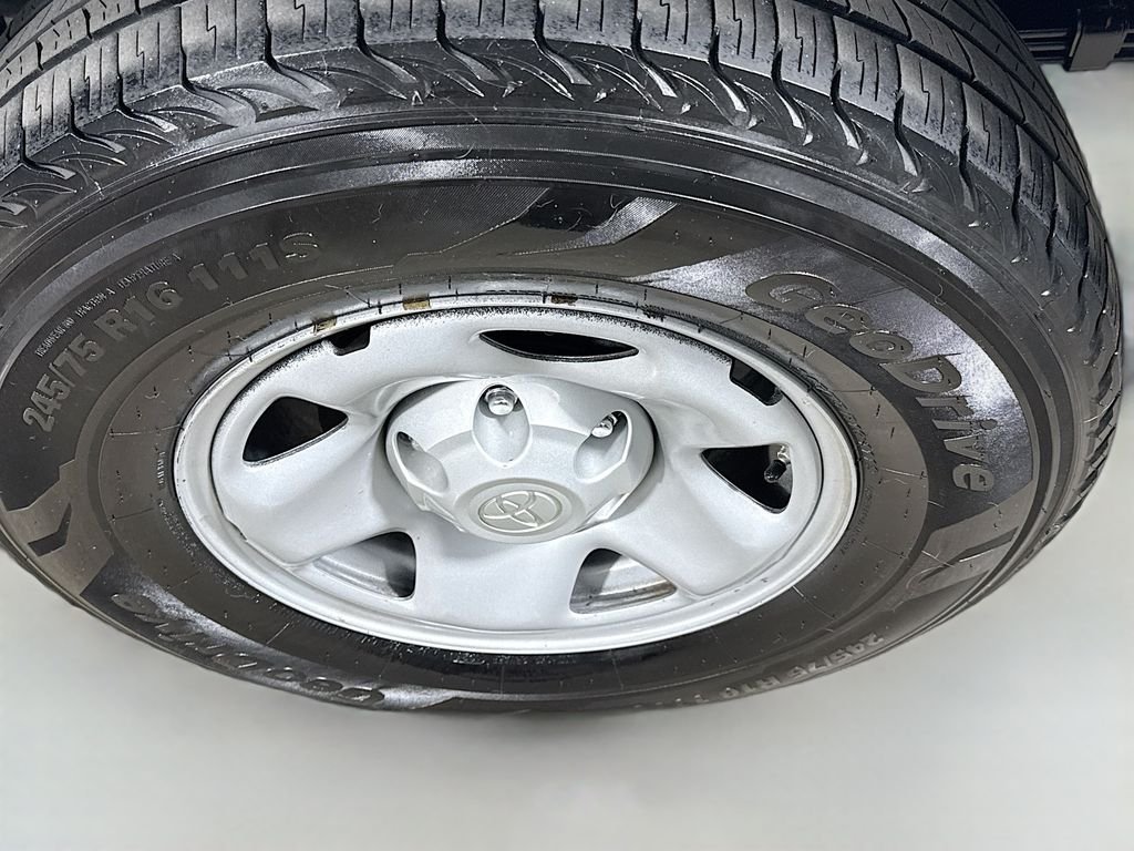 Used 2023 Ice Cap Toyota SR image 9