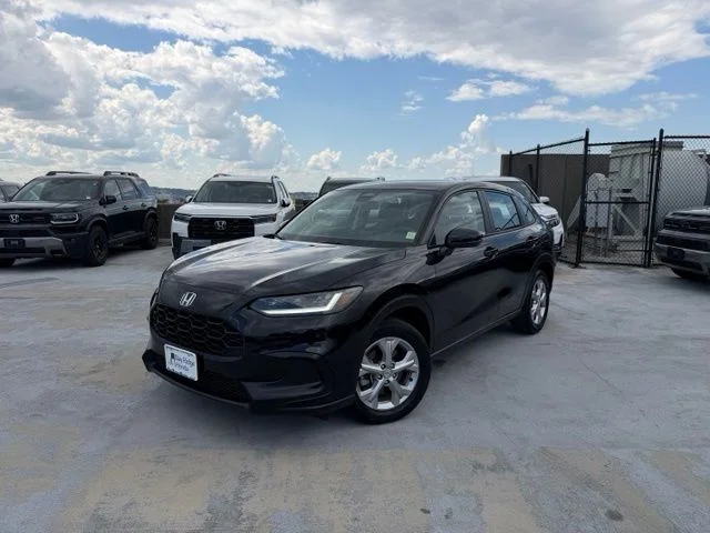 Used 2024  Honda LX image 1