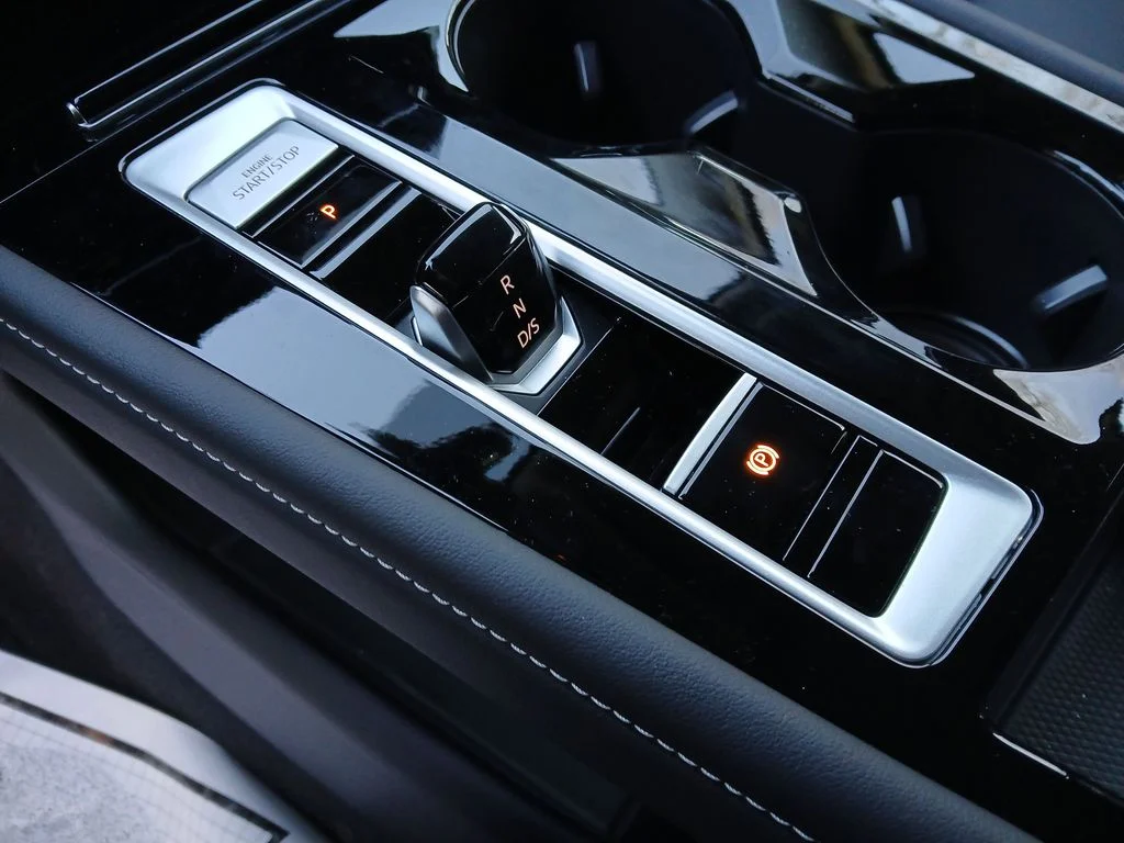 New 2025 Gray Volkswagen 2.0T SE w/Technology image 22