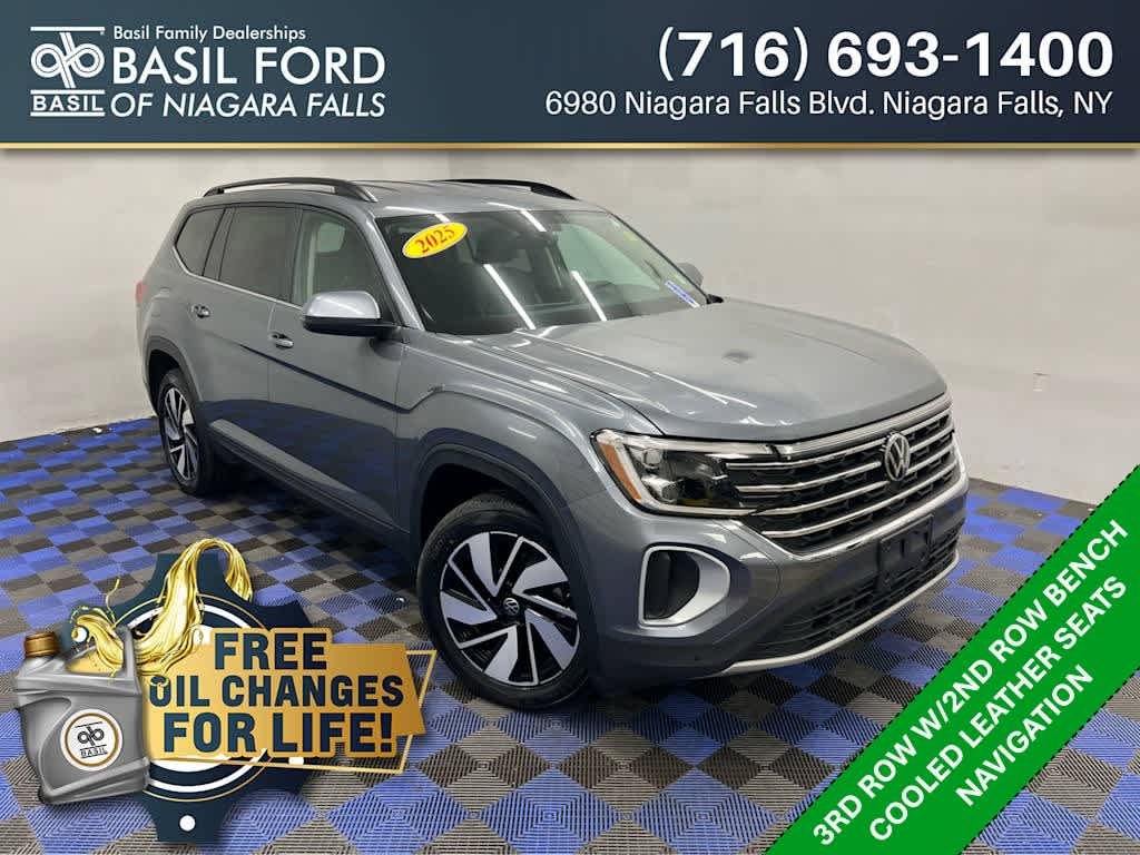2025 Volkswagen Atlas 2.0T SE w/Technology