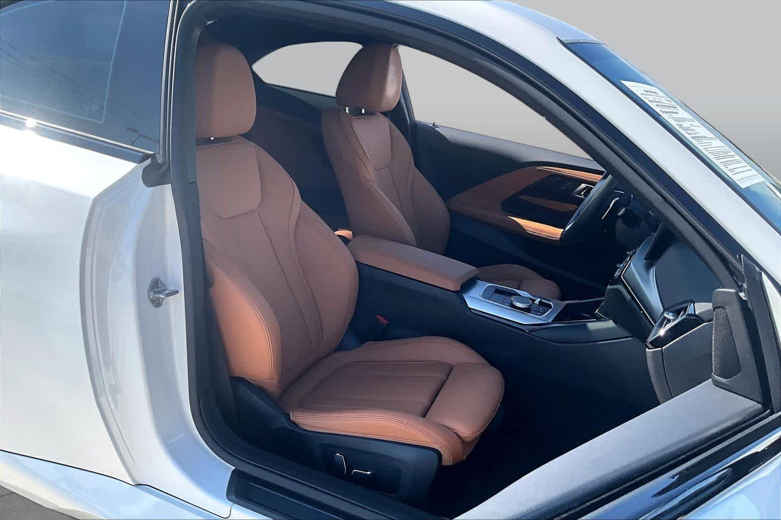 Used 2024 Alpine White BMW 230i image 7