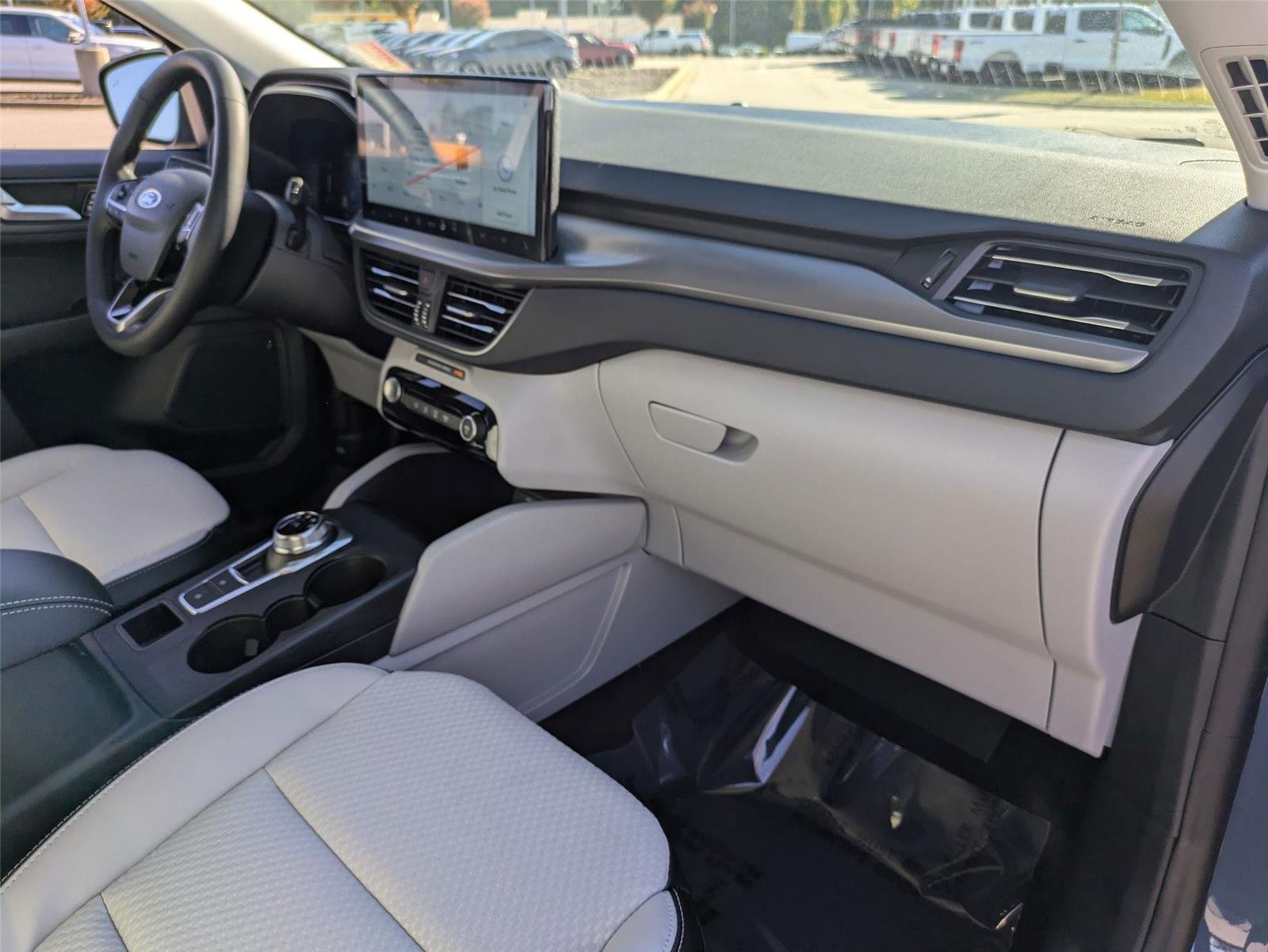 New 2025 Vapor Blue Metallic Ford PHEV image 43