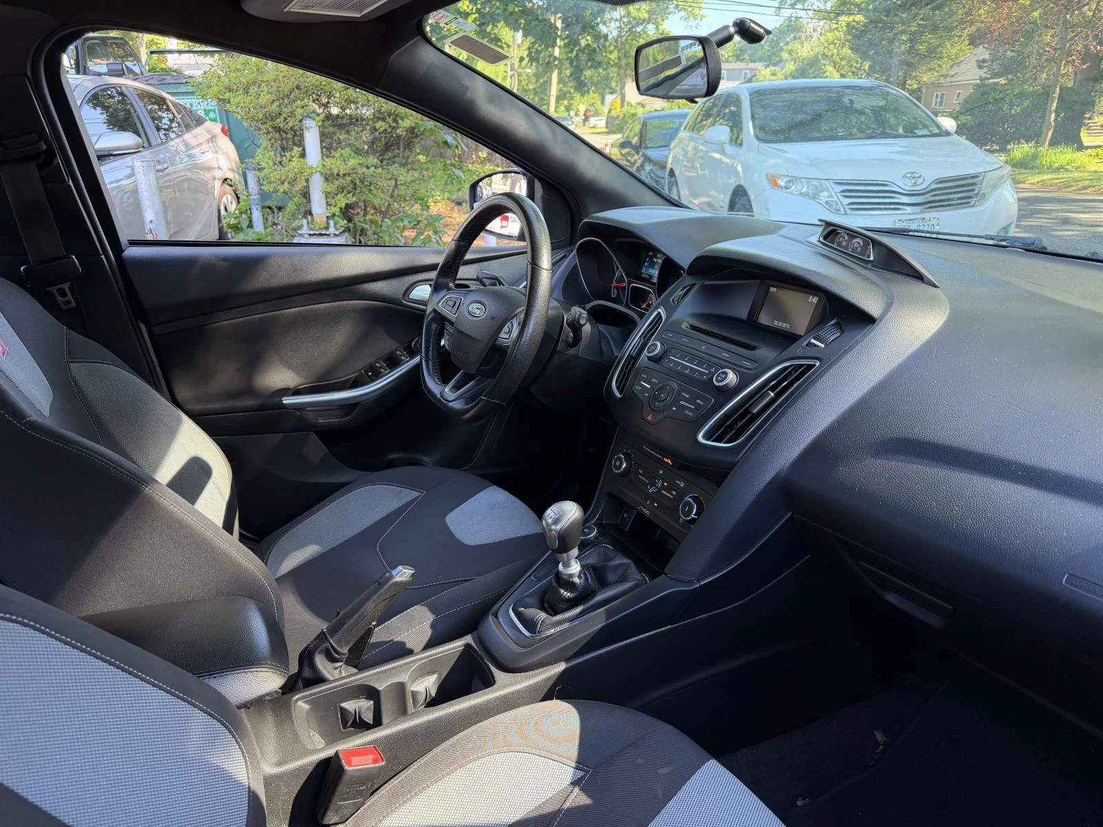 Used 2015 White Ford ST image 11