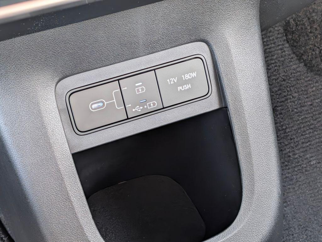 New 2026 White Hyundai SE image 25