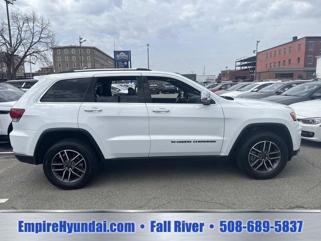 Used 2022 Bright White Clearcoat Jeep Limited image 3