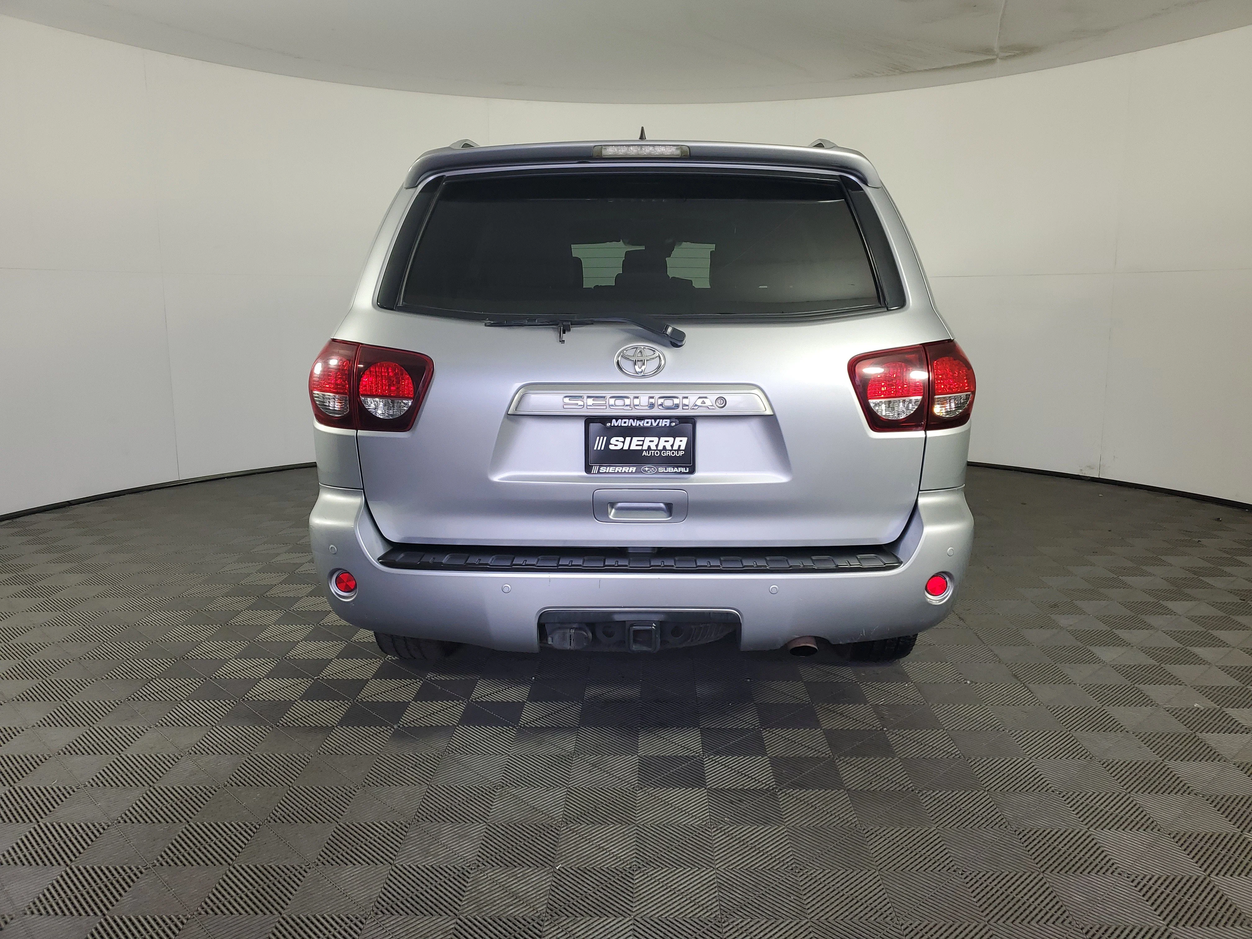 Used 2019 Silver Sky Metallic Toyota SR5 image 5