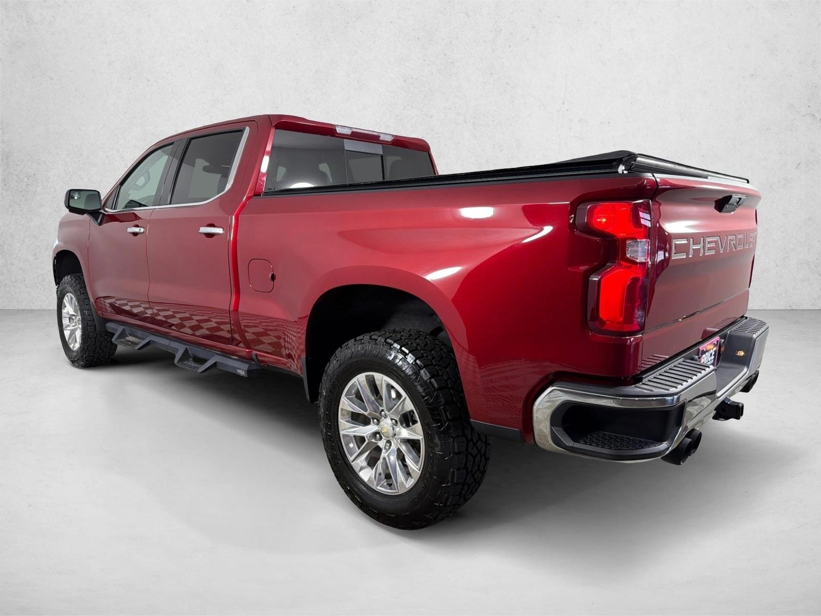 Used 2019 Cajun Red Tintcoat Chevrolet LTZ image 5
