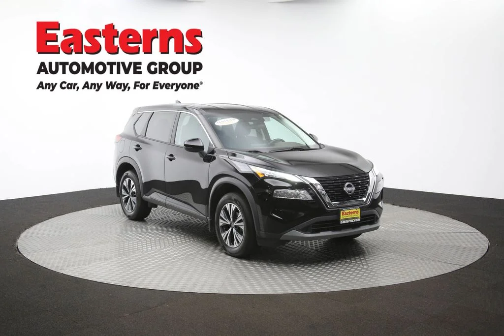 Used 2022 Black Nissan SV image 48