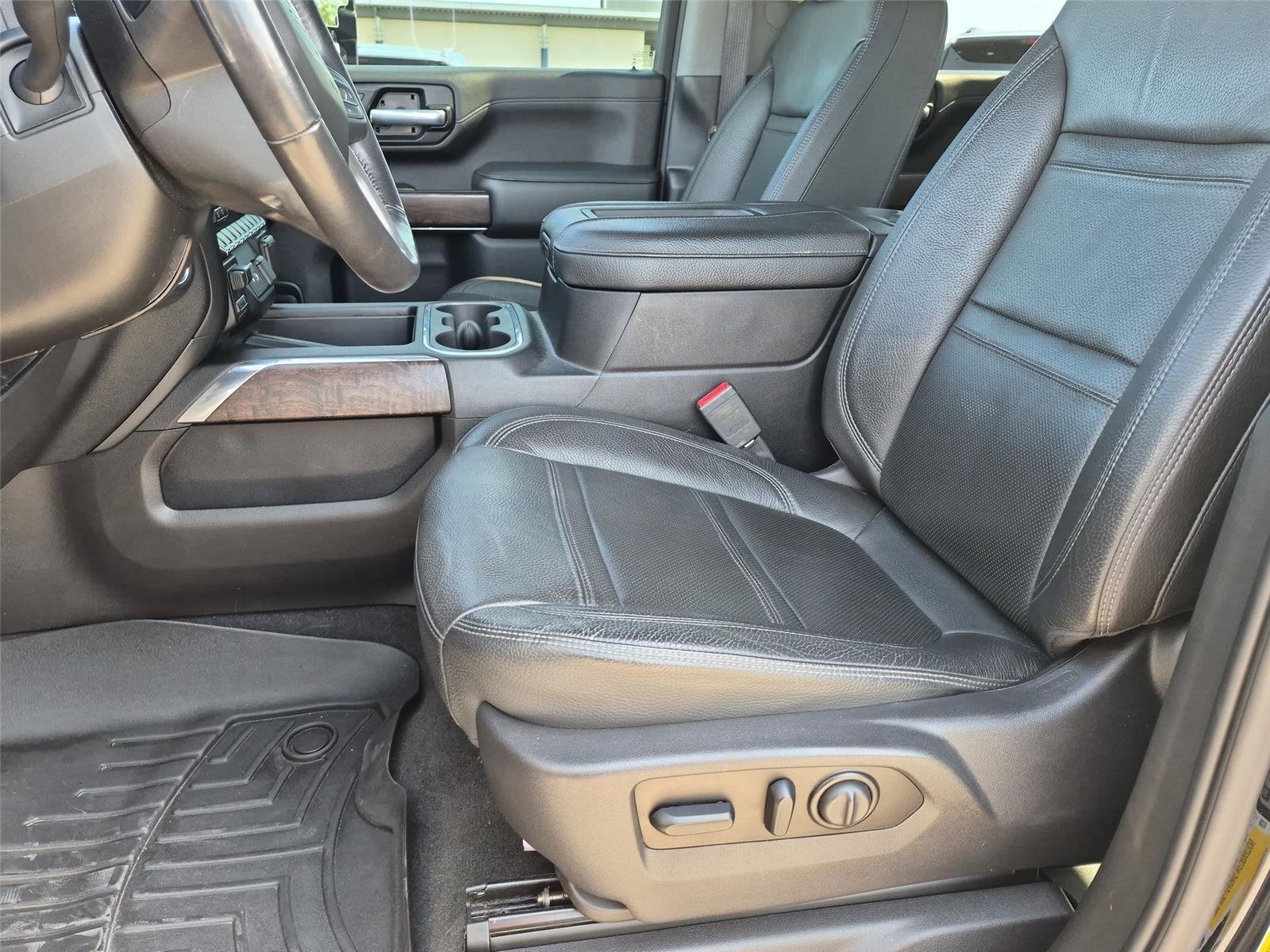 Used 2021 Ebony Twilight Metallic GMC Denali image 18