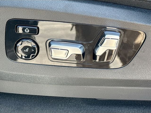 New 2026 Gray Metallic BMW M60i image 26