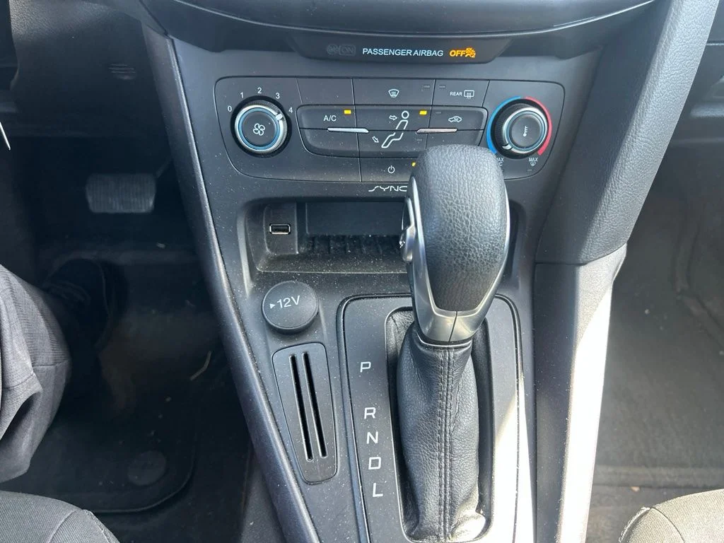 Used 2018 White Ford SE image 15