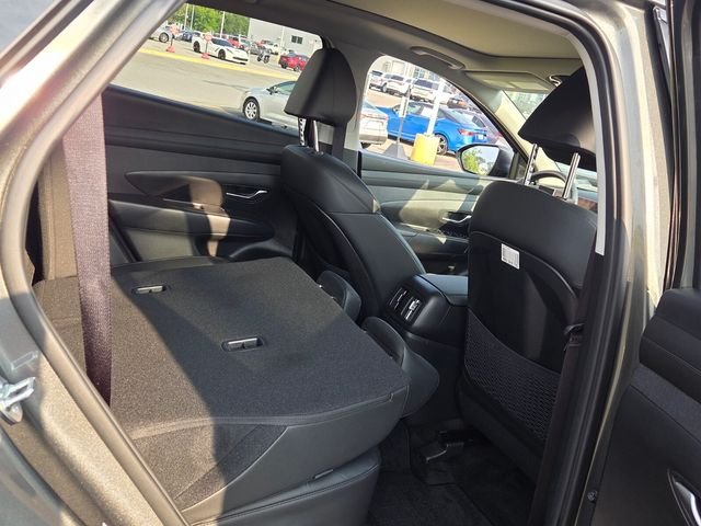Used 2025 Gray Hyundai SEL Convenience image 14