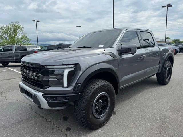 Used 2024 Gray Ford Raptor image 3