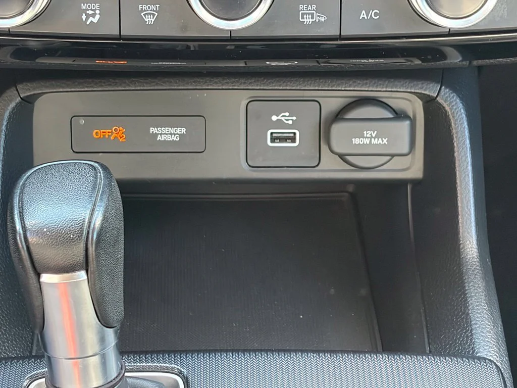 2024 Honda Civic Hatchback EX-L - Photo 30