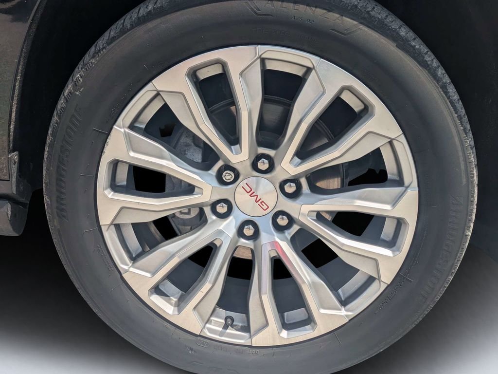 Used 2021 Black GMC Denali image 11