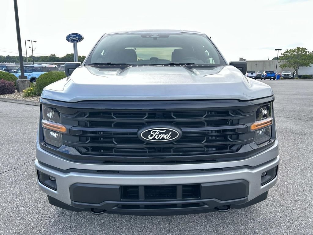 New 2026 Silver Metallic Ford 4X4 CREWCAB XLT image 9