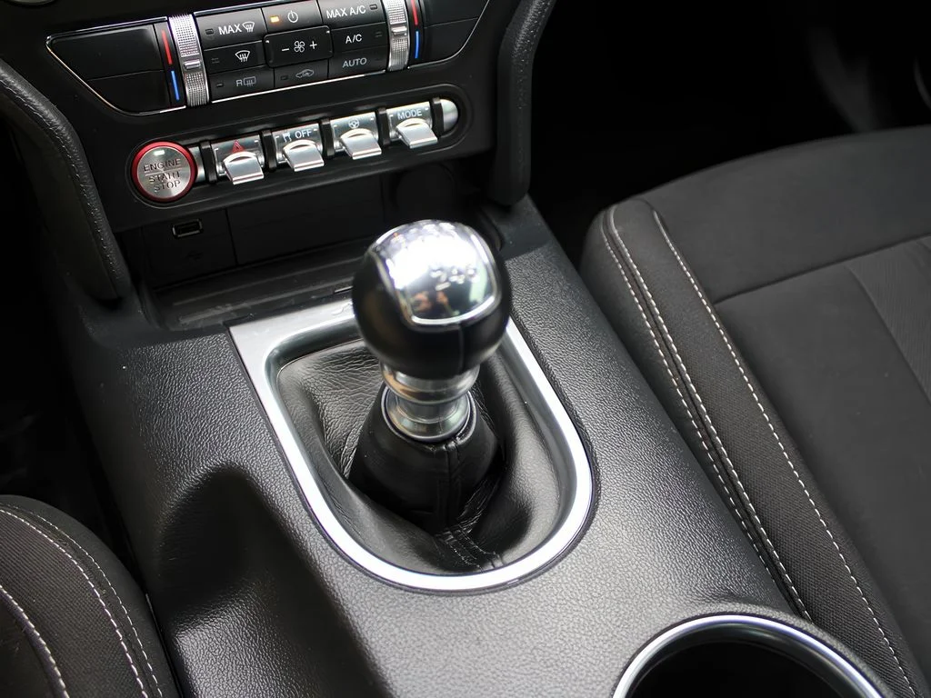 2022 Ford Mustang GT - Photo 22
