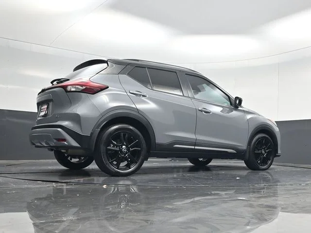 Used 2023 Gray Nissan SR image 49