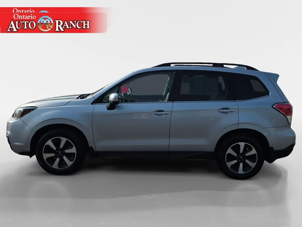 Used 2018 Ice Silver Metallic Subaru Limited image 2