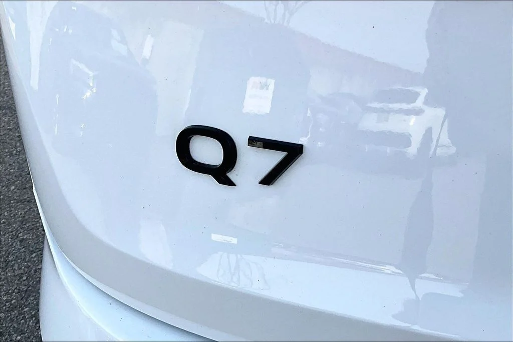 Used 2025 White Audi 55 Premium Plus image 24