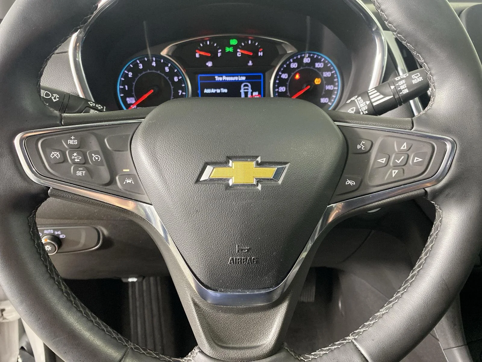 Used 2024 Summit White Chevrolet LT image 13