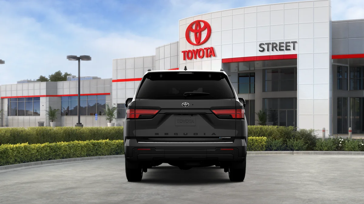 New 2026 Magnetic Gray Metallic Toyota Platinum image 9