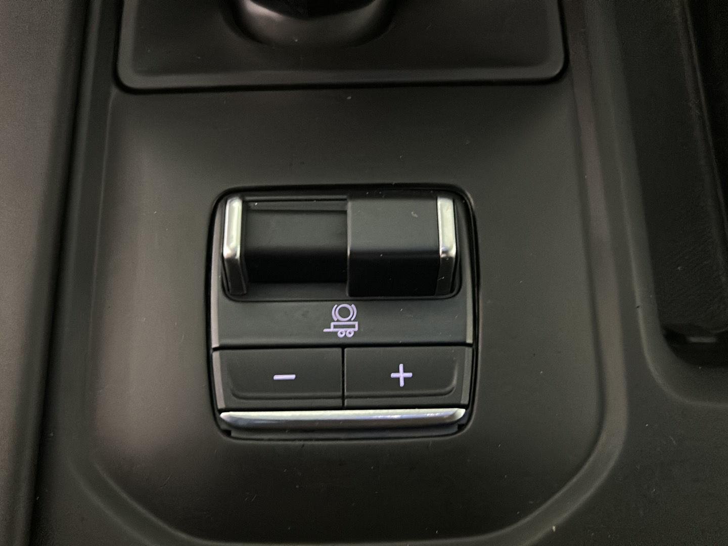 Used 2024 Onyx Black GMC Denali Ultimate image 36
