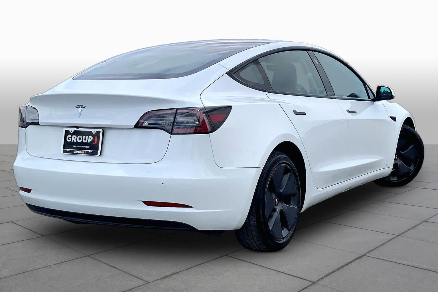 Used 2023 Pearl White Multi-Coat Tesla  image 12