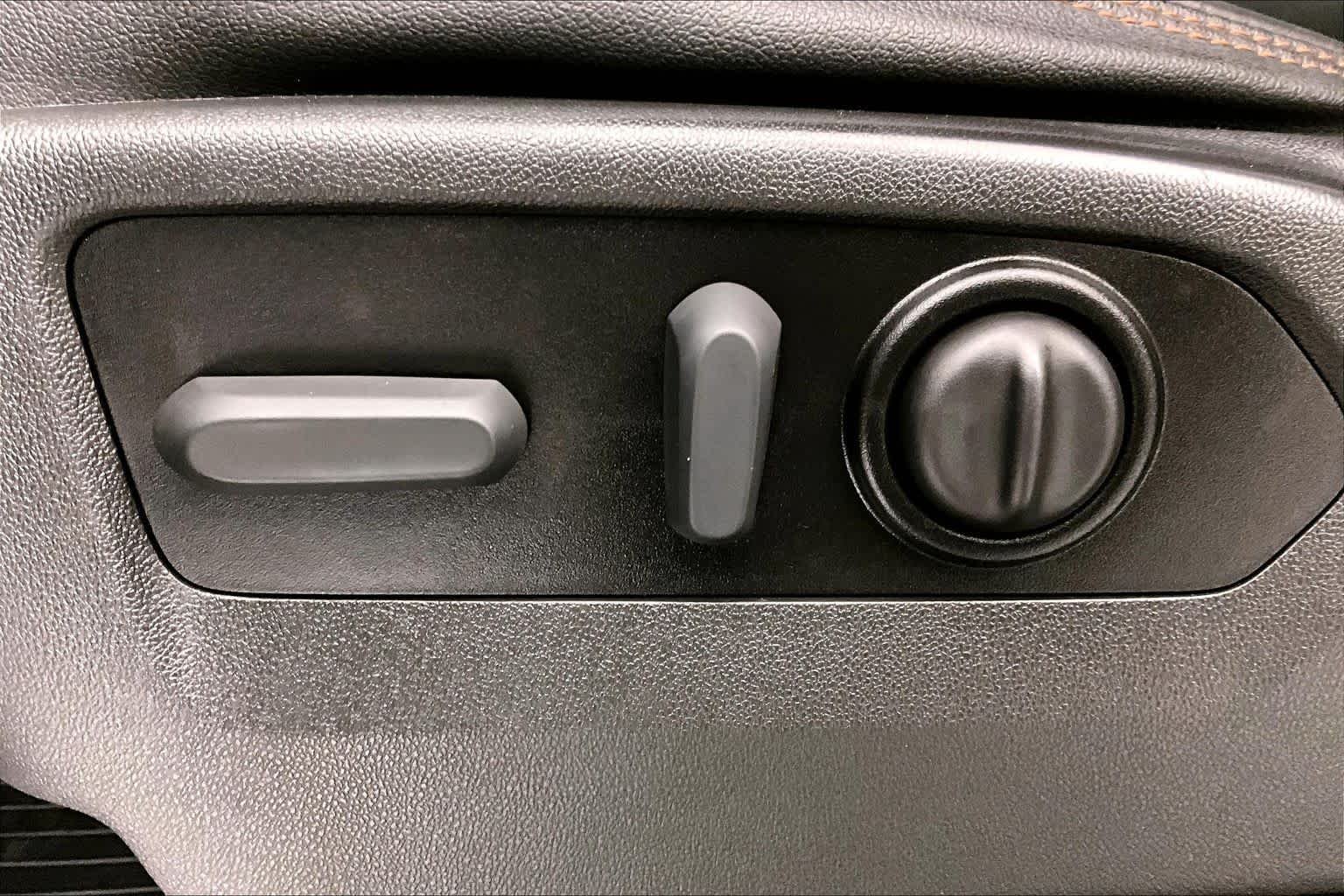 Certified Used 2021 SATIN STEEL METALLIC GMC AT4 image 30