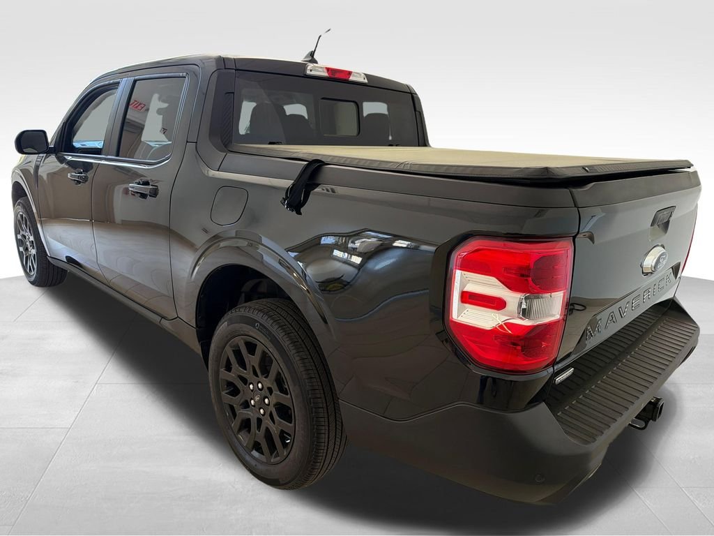 Used 2024 Shadow Black Ford Lariat image 4