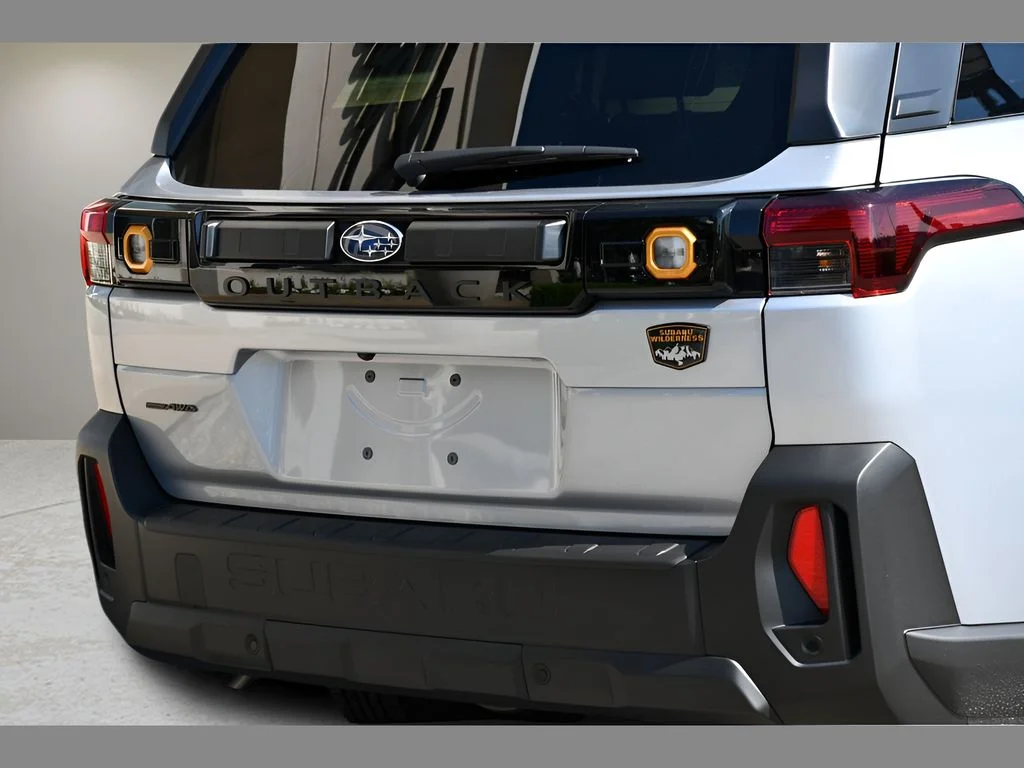 New 2026 ICE SILVER METALLIC Subaru Wilderness image 29